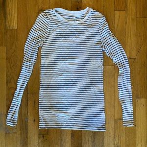Women’s black and white long-sleeved striped shirt